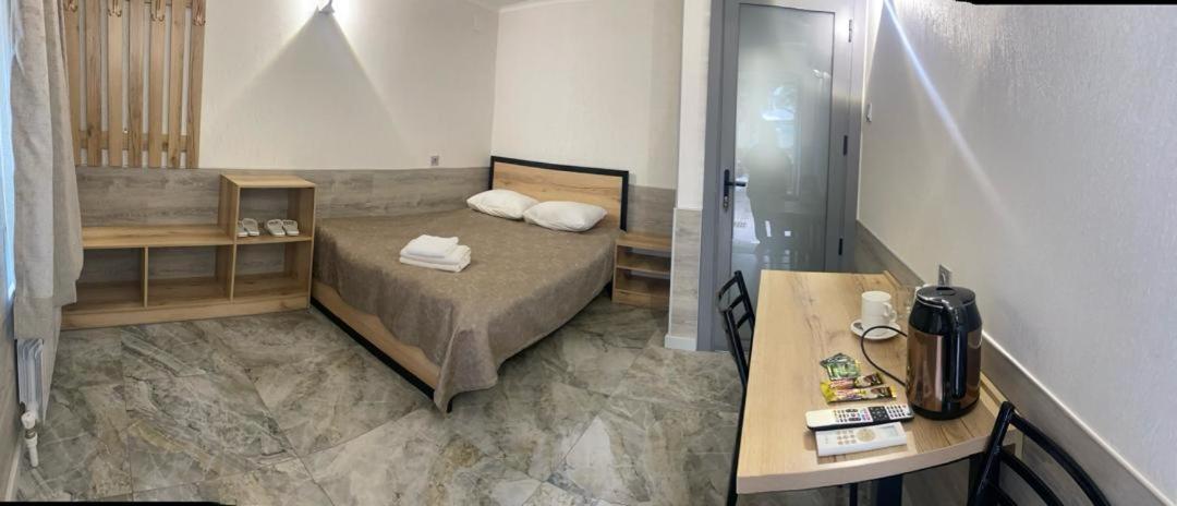 בישקק Гостевой Дом Шумкар Азия Guest House Shumkar Asia מראה חיצוני תמונה