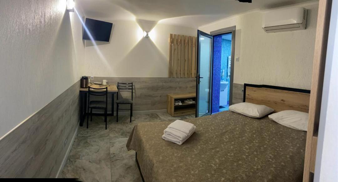 בישקק Гостевой Дом Шумкар Азия Guest House Shumkar Asia מראה חיצוני תמונה