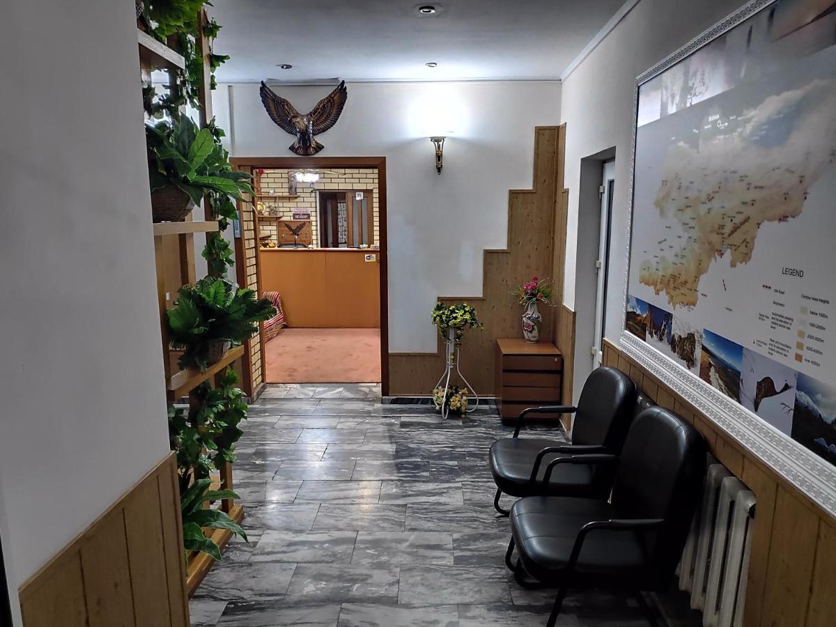 בישקק Гостевой Дом Шумкар Азия Guest House Shumkar Asia מראה חיצוני תמונה