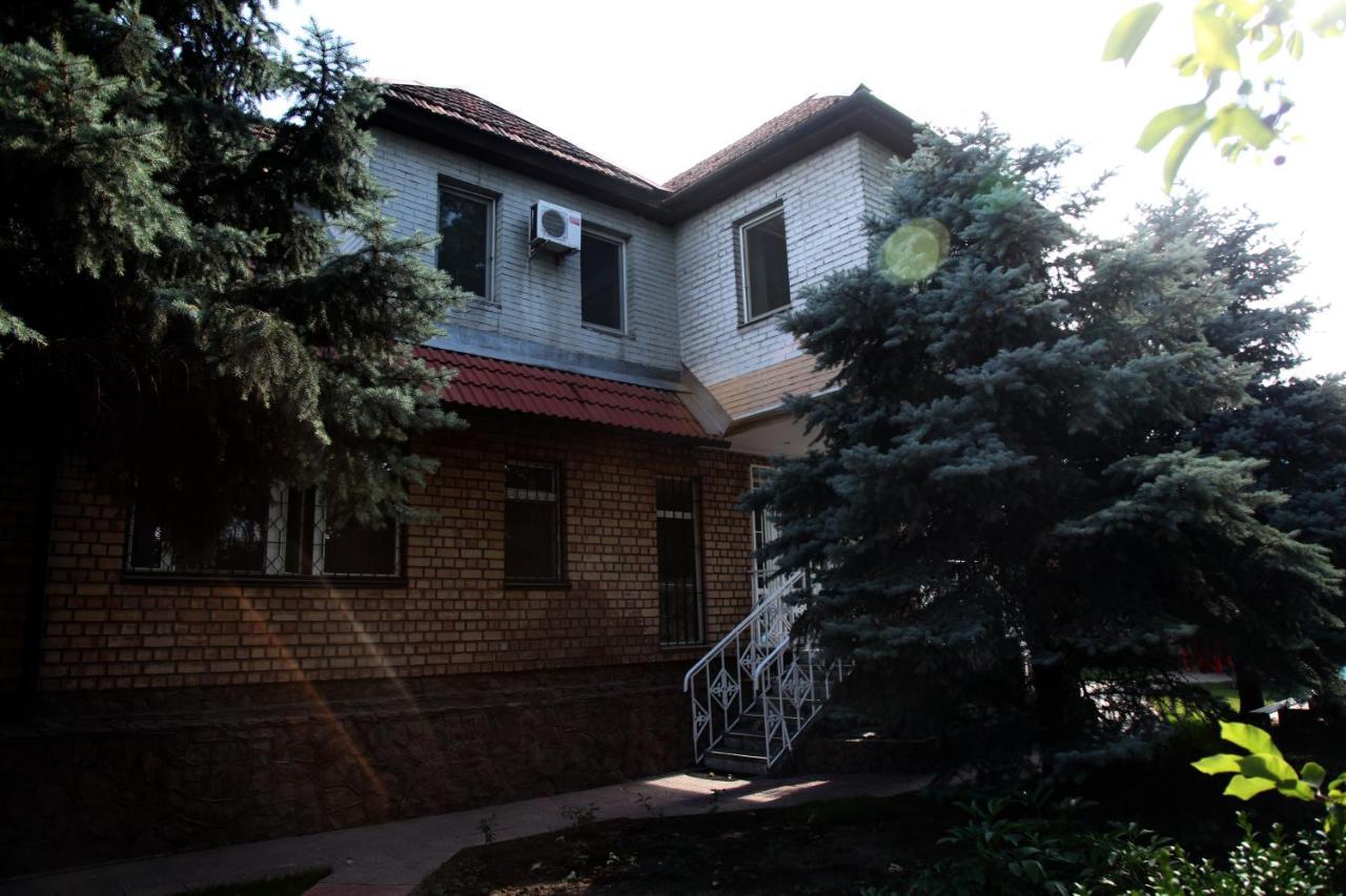 בישקק Гостевой Дом Шумкар Азия Guest House Shumkar Asia מראה חיצוני תמונה
