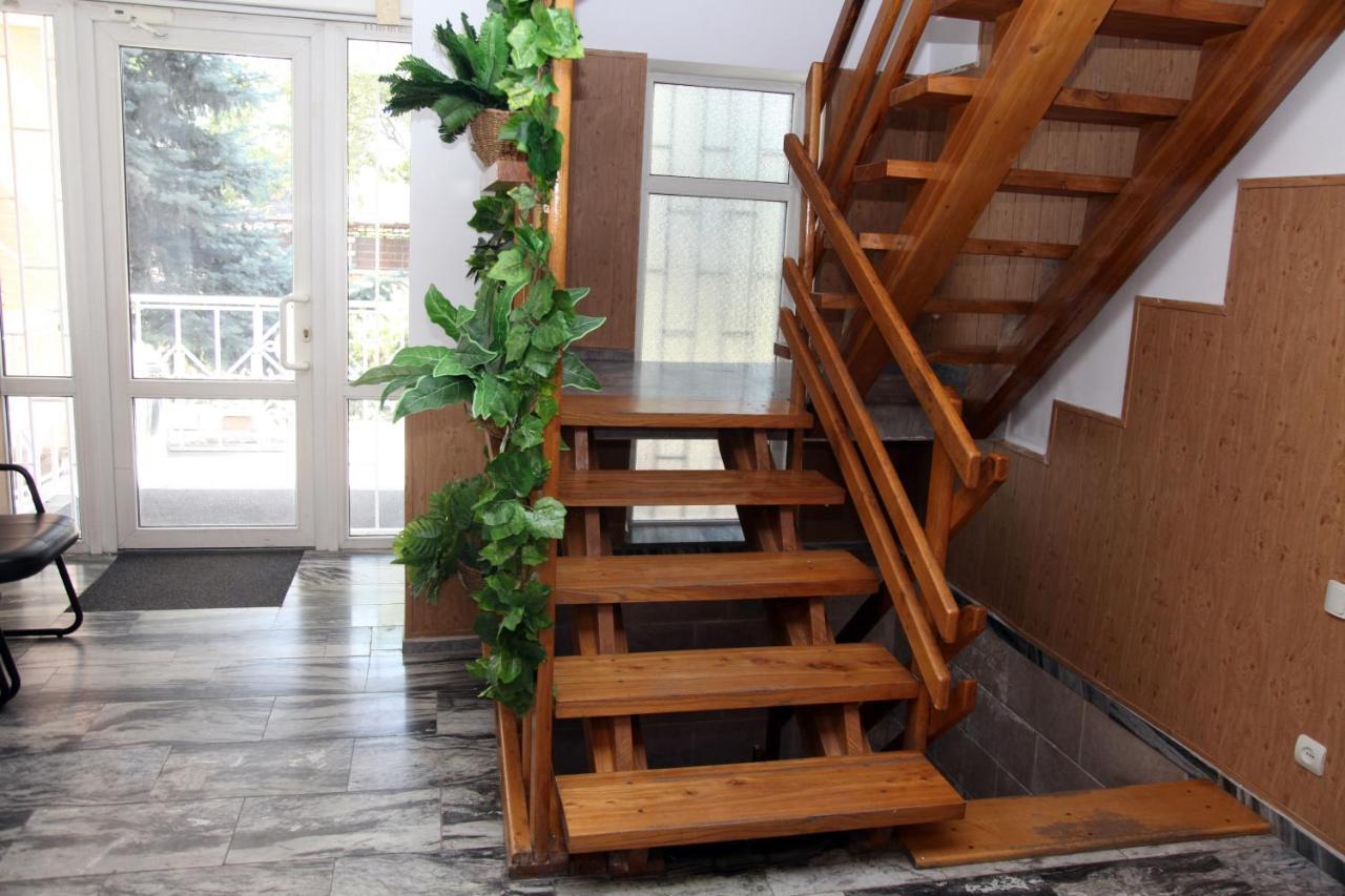 בישקק Гостевой Дом Шумкар Азия Guest House Shumkar Asia מראה חיצוני תמונה