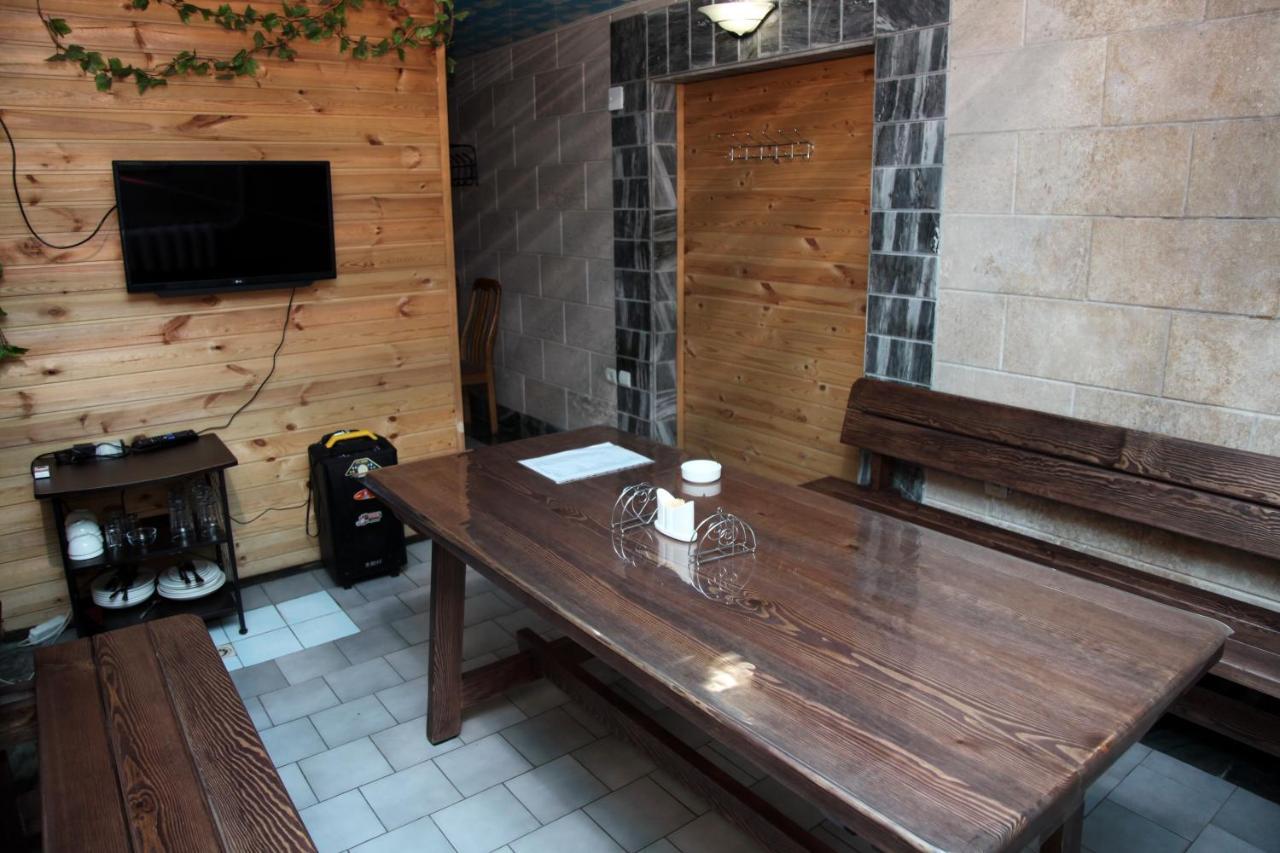 בישקק Гостевой Дом Шумкар Азия Guest House Shumkar Asia מראה חיצוני תמונה